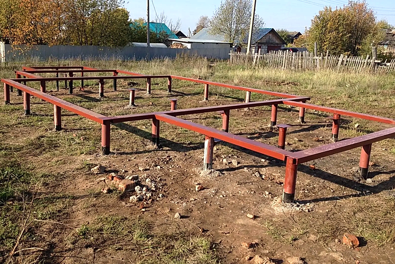 Свайно-винтовой фундамент