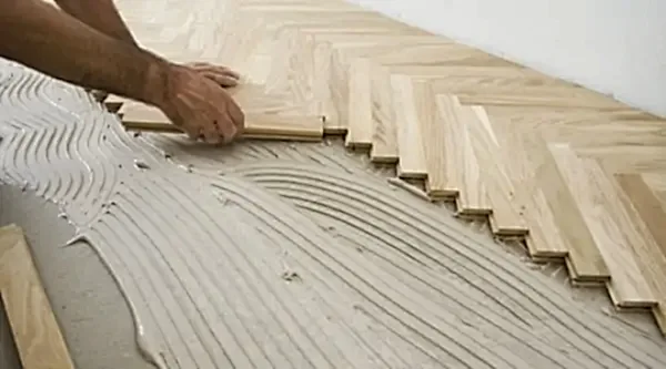 Укладка паркета в Алматы на клей