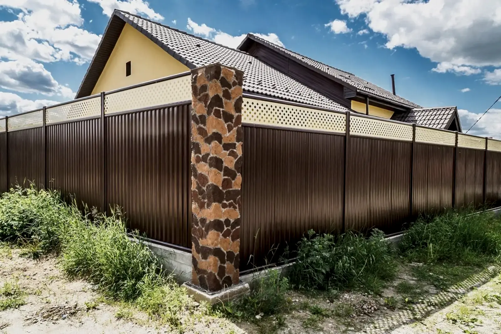 Модульный забор Гранд Лайн из профнастила коричневый